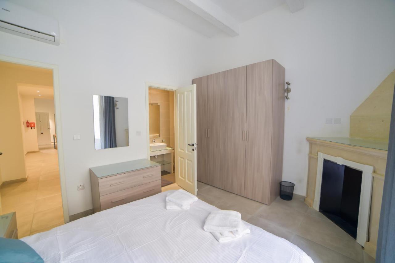 CA 1 - Deluxe two-bedroom apt in La Valletta Esterno foto