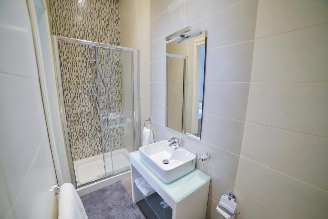 CA 1 - Deluxe two-bedroom apt in La Valletta Esterno foto